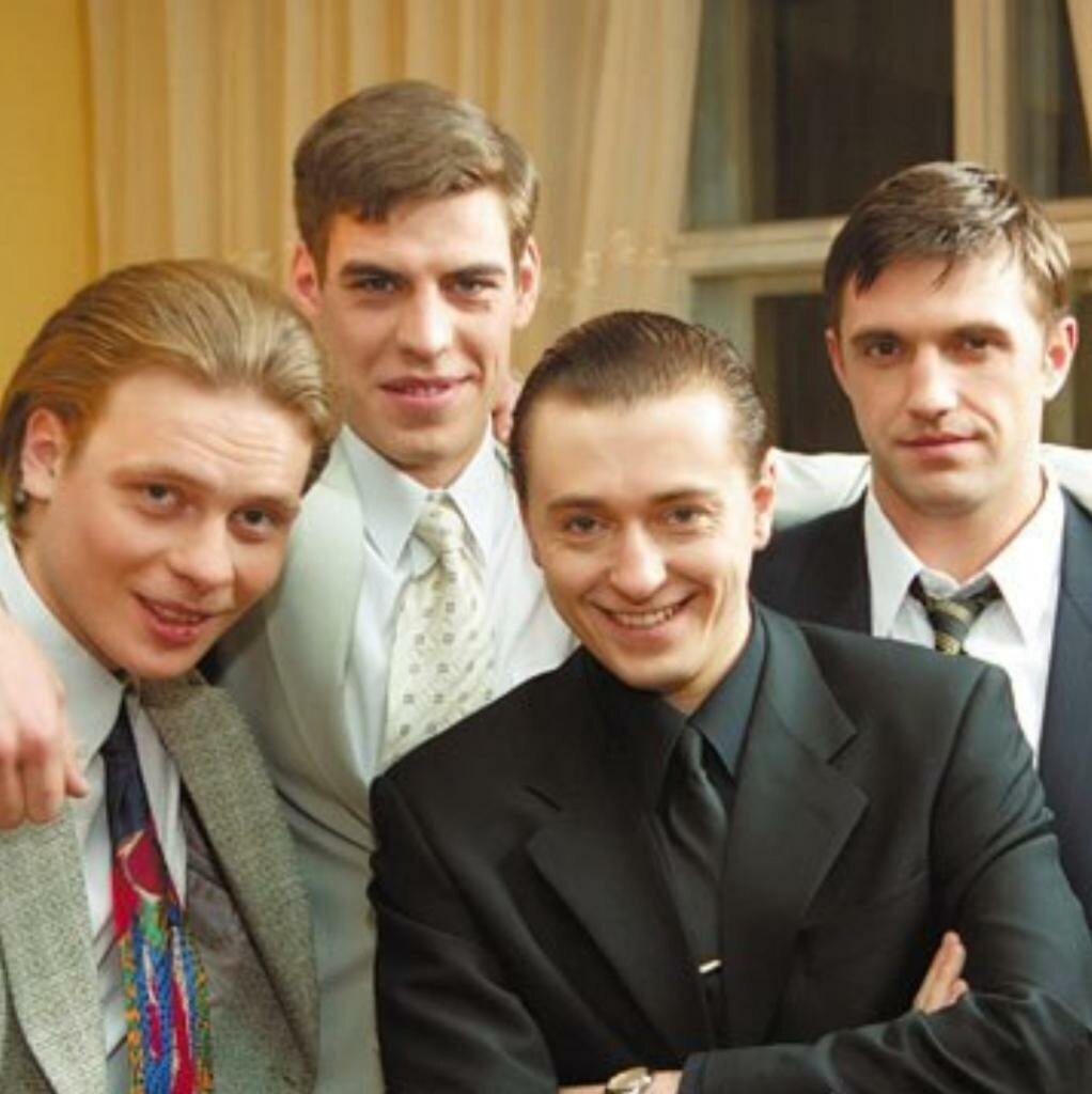 Их было четверо , четыре пацана .