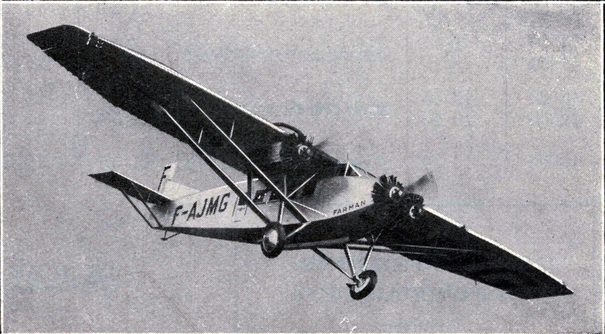 обсуждая конструкцию нового трехмоторного самолета трое конструкторов