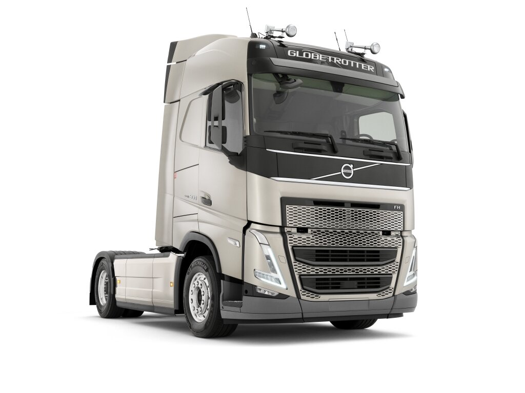 Новые грузовики Volvo FH и FH16: новое оборудование и изменения в интерьере  кабины | В РЕЙСЕ | Дзен