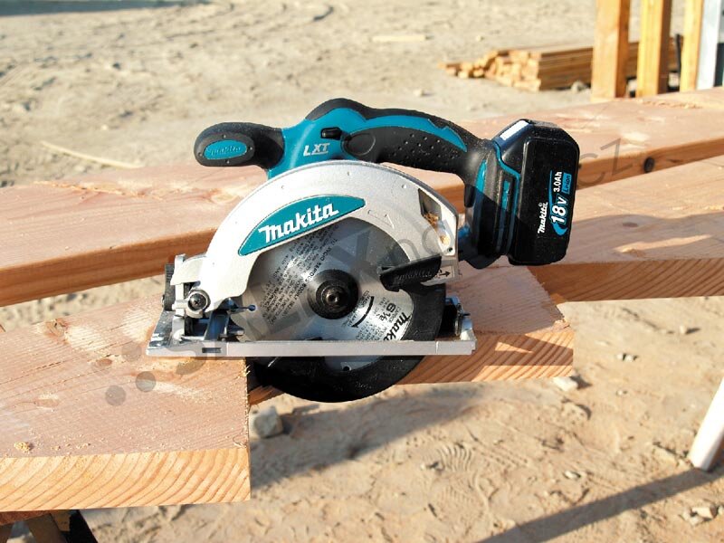 Фото пилы взято из Яндекс.Картинок. 