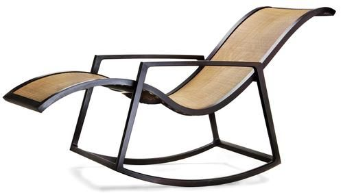 придает изделию  комфорт и эстетическую привлекательность благодаря естественной гибкости материалов и изящной дуге.