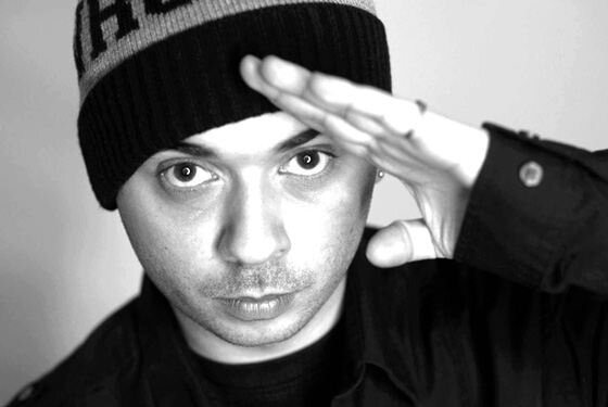 Александр "Смоки Мо" Цихов