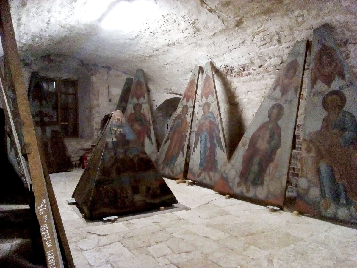 Вот еще картинка с выставки "небес".