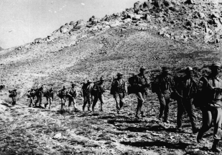 Советские солдаты - "бродяги" в ДРА