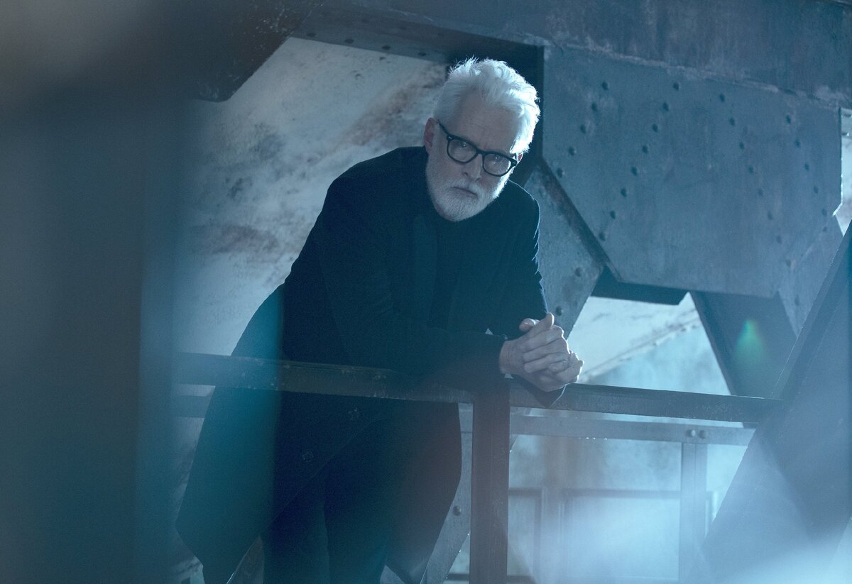 Лёгкая улыбка покоряет мир под дождем. The next big thing 2. The next second. Фильм некст 1. Ультрамен аниме.