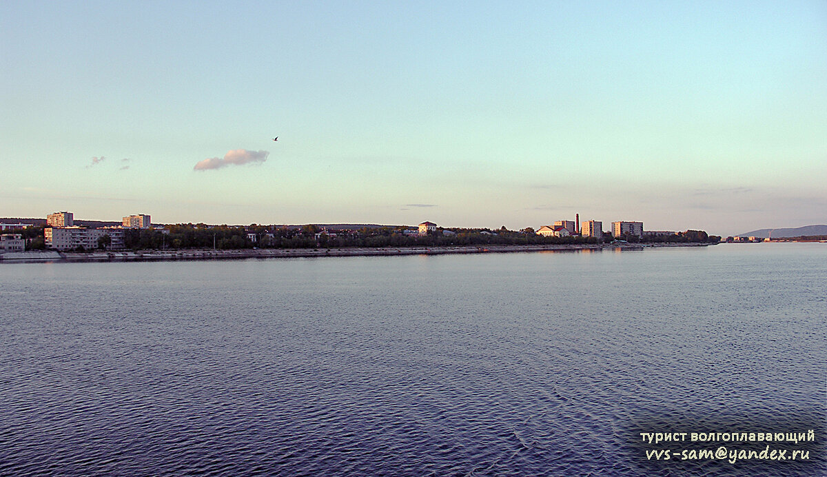 Левый берег Волги – это микрорайон Шлюзовой Комсомольского района Тольятти. Фото 10.06.2007.