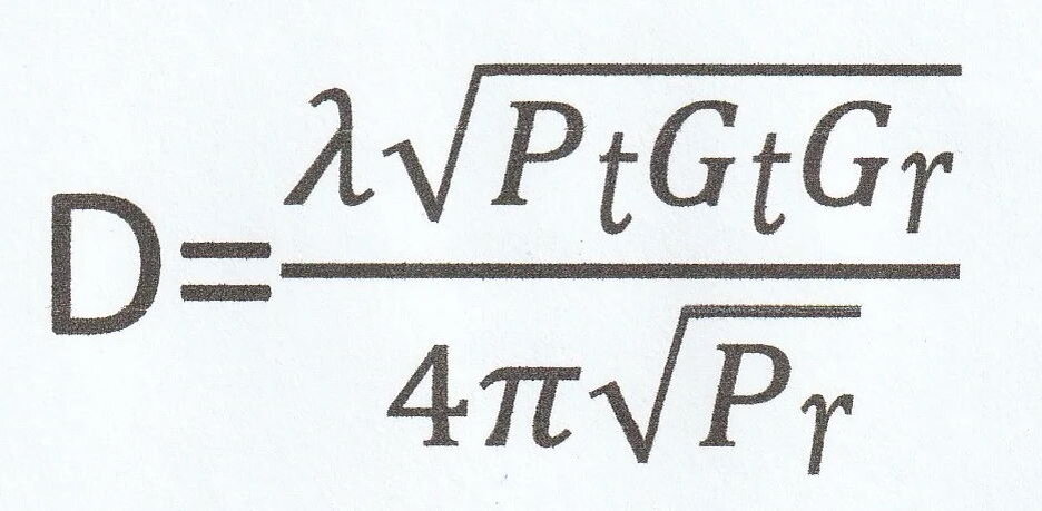 Формула Фрииса для определения дальности радиосвязи в идеальных условиях (т.е. при полном отсутствии препятствий, неровностей рельефа, электромагнитных помех) при использовании антенн с круговой диаграммой направленности. Здесь D - дальность, Pt - подаваемая на передающую антенну мощность; Gt - коэффициент усиления передающей антенны; Gr - коэффициент усиления приёмной антенны; лямбда - длина волны в метрах; Pr - мощность, полученная от приёмной антенны