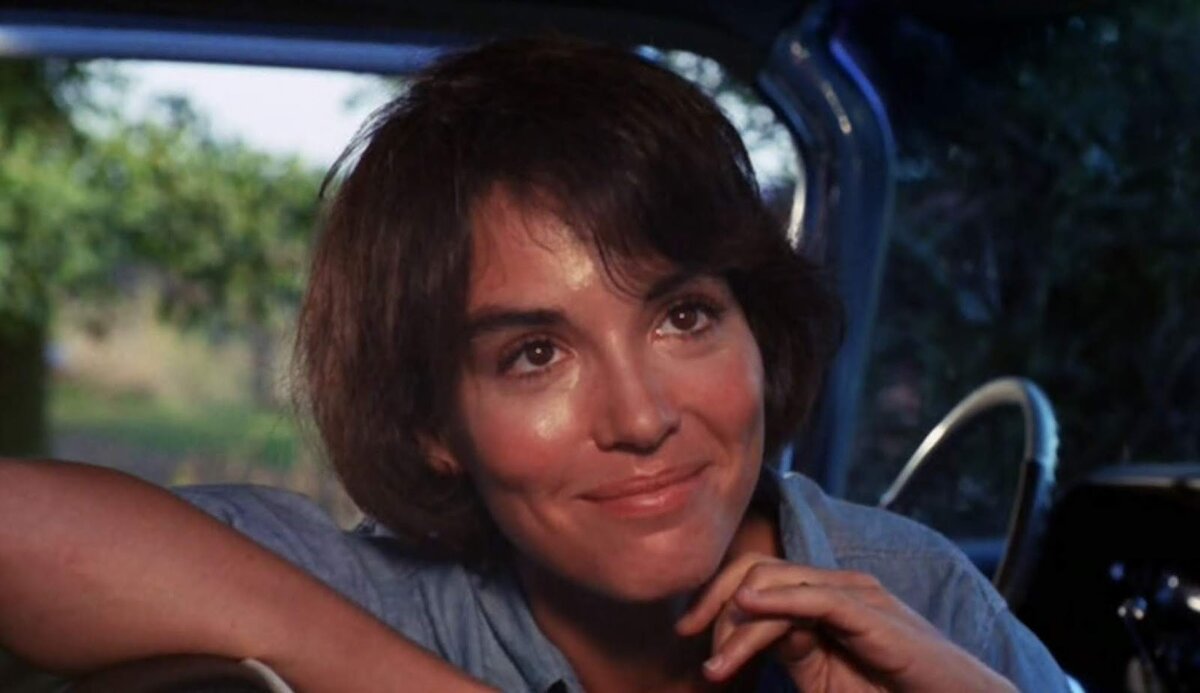 Зора Ламперт в роли Джессики