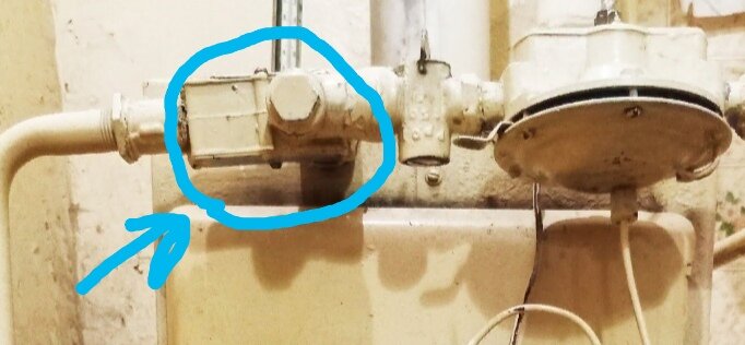 Механический датчик с термо реле и клапаном.