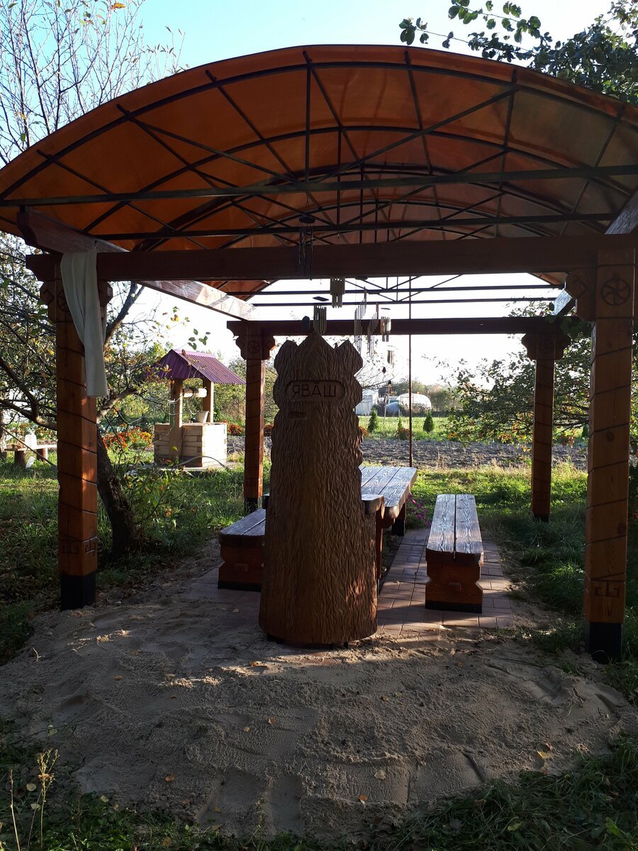 Кресло-Трон посвященный Отцу-Основателю нашей Родовой деревни (Большие Яуши, изначально Яушево) князю (ОБА) Явуш/Яуш/Чуваш (Явăш-Чăваш)