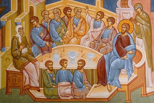 Женщина возливает миро на Главу Христа из алавастрового сосуда в доме Симона Прокаженого 