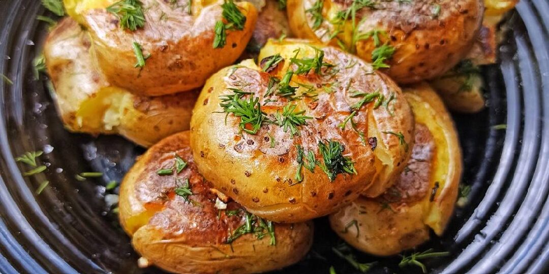 Всем срочно отведать это вкусное блюдо! Картошка в мундире в духовке. Вкусный оригинальный рецепт