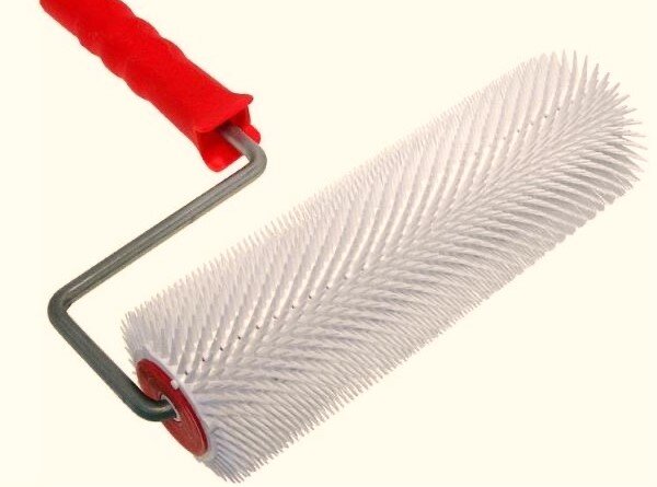 Игольчатый валик для наливного пола