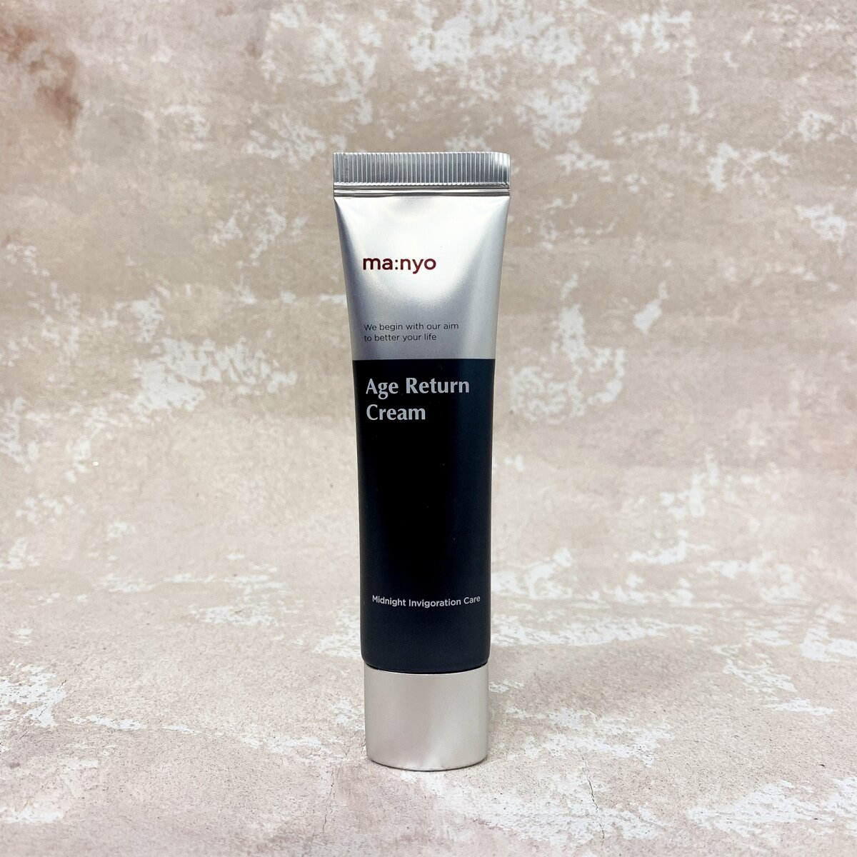 На фото: Ночной крем Manyo Factory Age Return Cream 