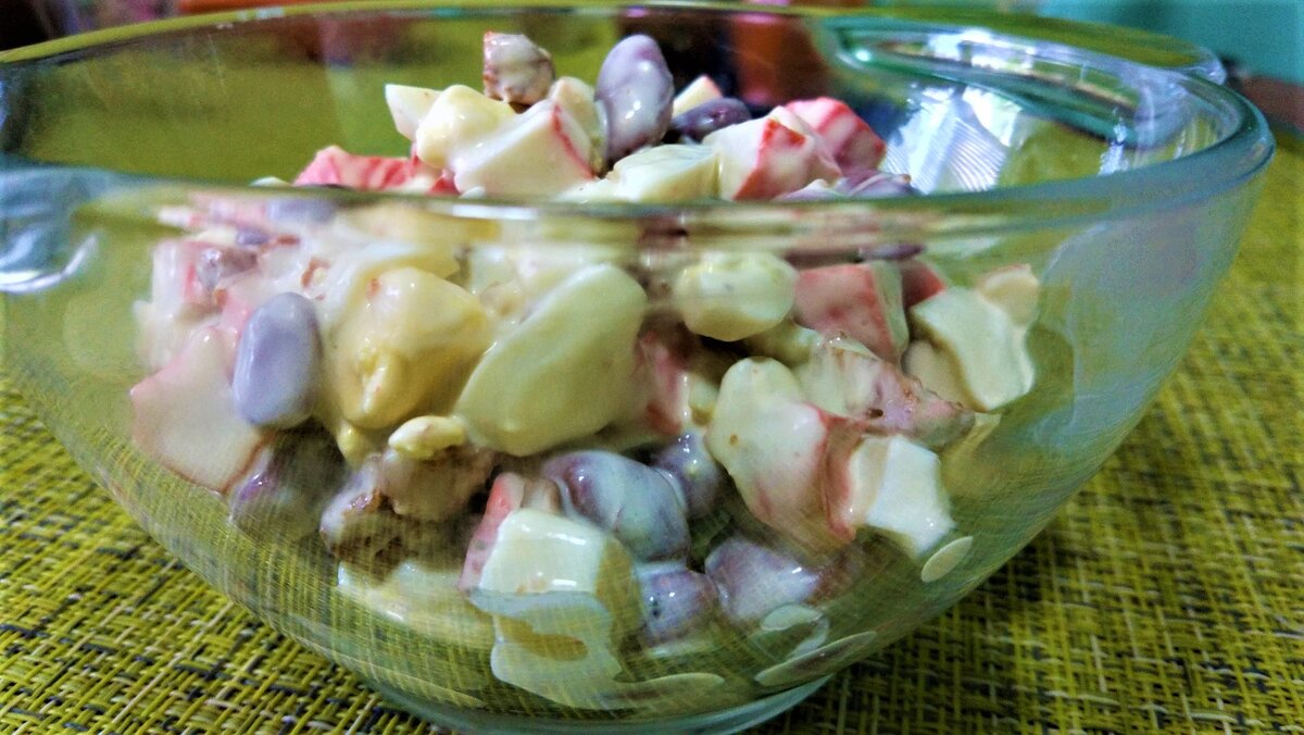 Этот салат — фаворит на нашей кухне