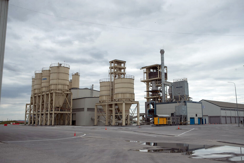 Производство в чеченской республике. Заводы чечни. Завод автоваз в чечне. Промышленные отрасли чеченской республики. Завод трансмаш грозный.