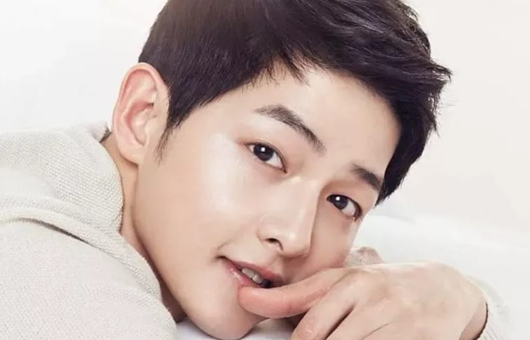 Актер Сон Джун Ки