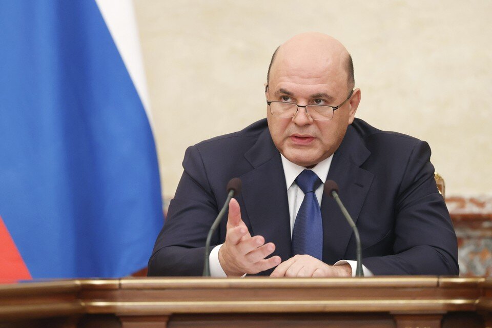     Премьер-министр РФ Михаил Мишустин во время заседания президиума правительственной комиссии по повышению устойчивости экономики в условиях санкций в Доме правительства РФ. Фото: Дмитрий Астахов/POOL/ТАСС