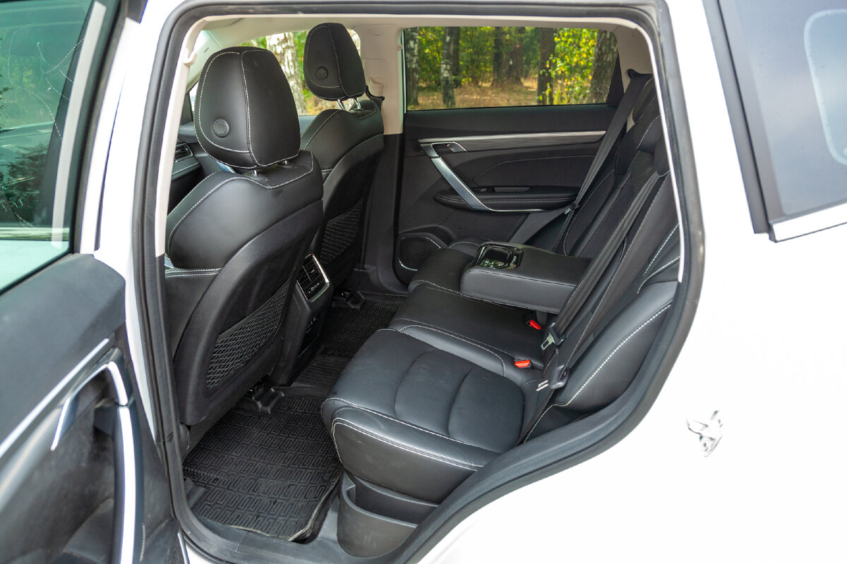 Доработка чехлов Geely Atlas - Geely Atlas (1G), 2,4 л, 2019 года своими руками 