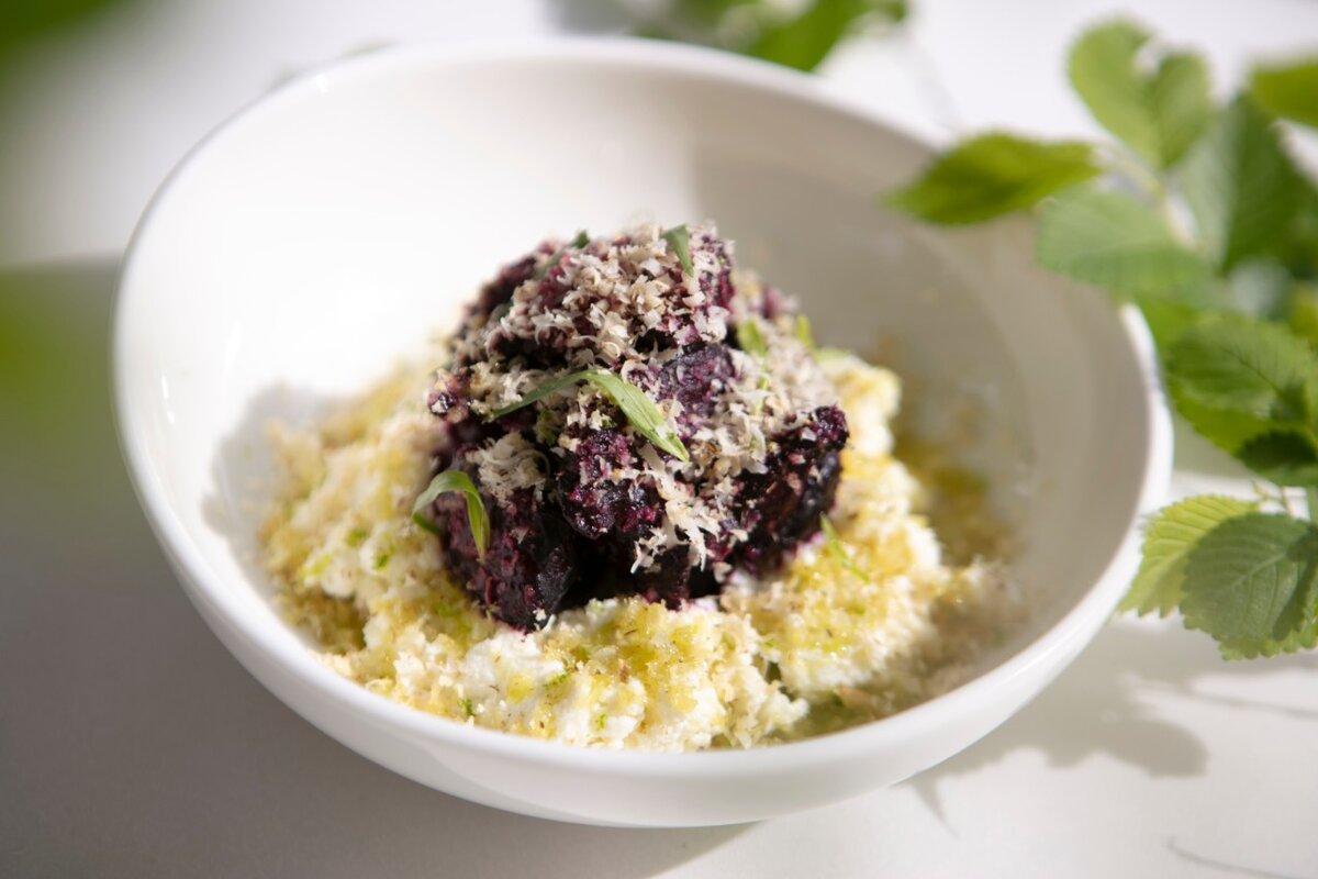 Рикотта со свеклой