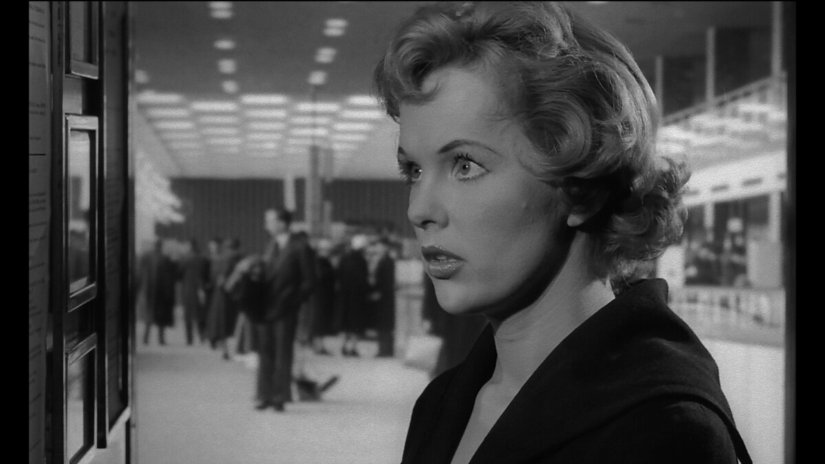 Кадр из фильма "Ночь демона" (1957)