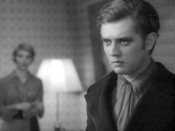 Александр Дик в фильме "Опасный поворот" источник: kino-teatr.ru