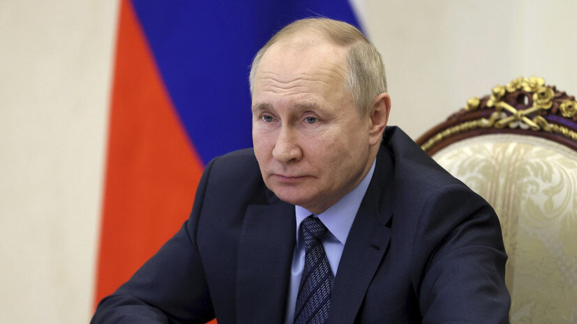   globallookpress.com Mikhail Metzel/Kremlin Pool