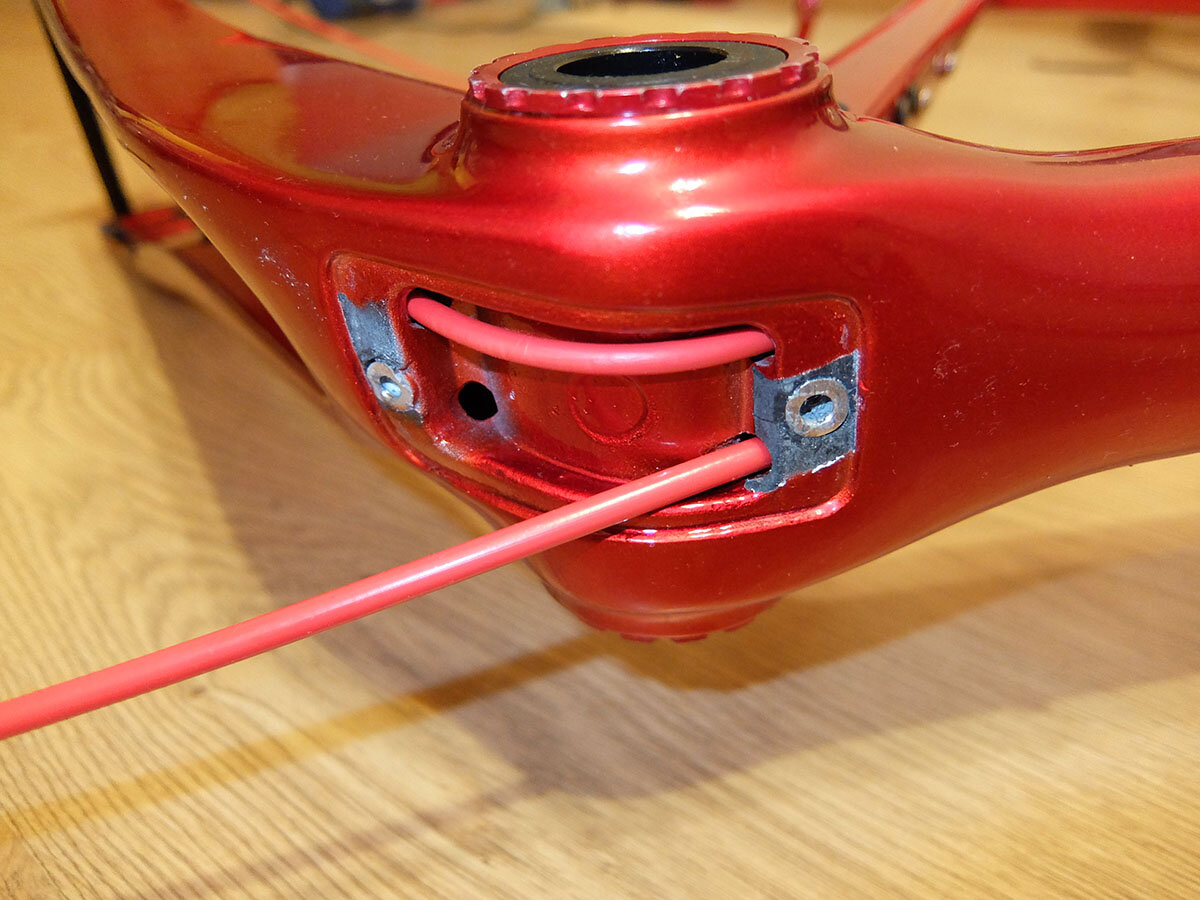 Недостатки внутренней проводки тросов на велосипеде | Исповедь  Велосипедиста | Дзен