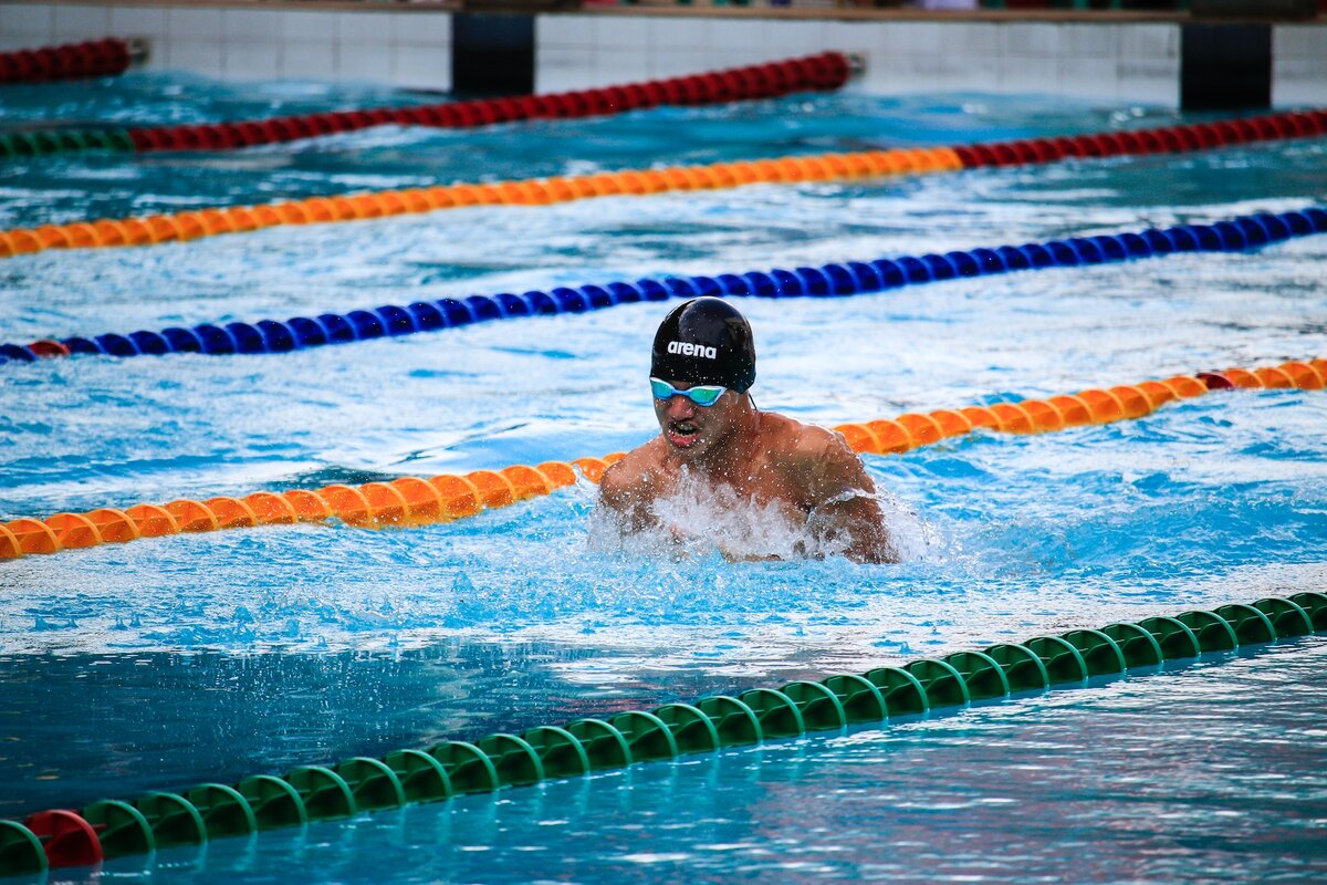 Swimming fastest. Плавание путь к здоровью. Fear of swimming.