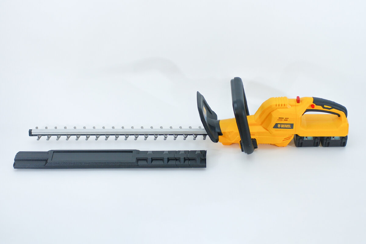 Denzel RBC510-36 Cordless Brush Cutter – аккумуляторный садовый кусторез с мощным коллекторным электромотором на 36V, комплектующийся сразу двумя аккумуляторами. Что из этого вышло, узнаем далее.-13