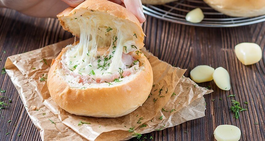                                                               Булочки с ветчиной, сыром и яйцом