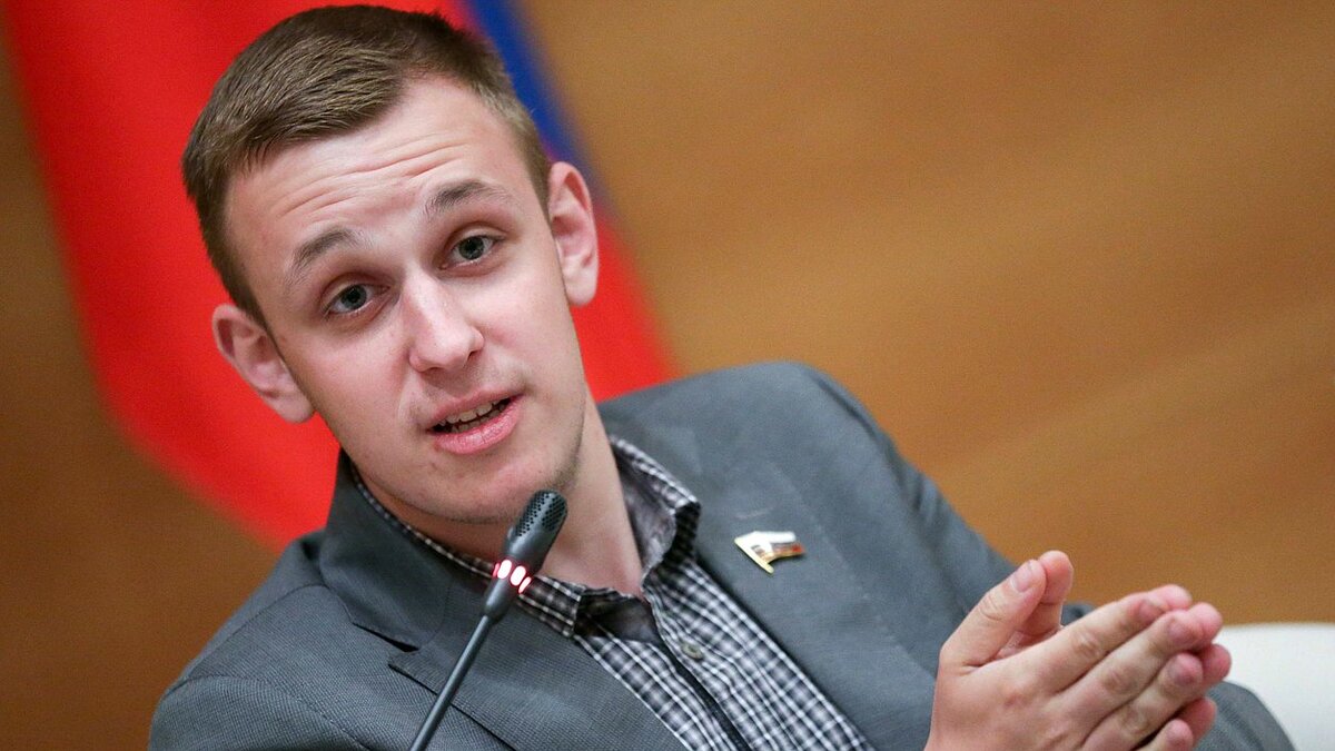 http://duma.gov.ru/media/photos/1254x705/BrSmqx3yDmIrWdakXXCzYjkFbsaWnICc.JPG