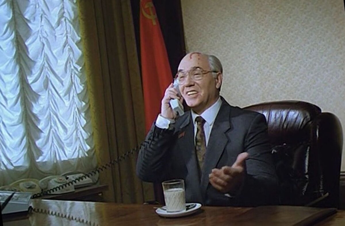 андрей мягков дядя миша. на дерибасовской хорошая погода какой год. на дерибасовской хорошая погода какой год. радист моня из комедии на дерибасовской. артист на дерибасовской.