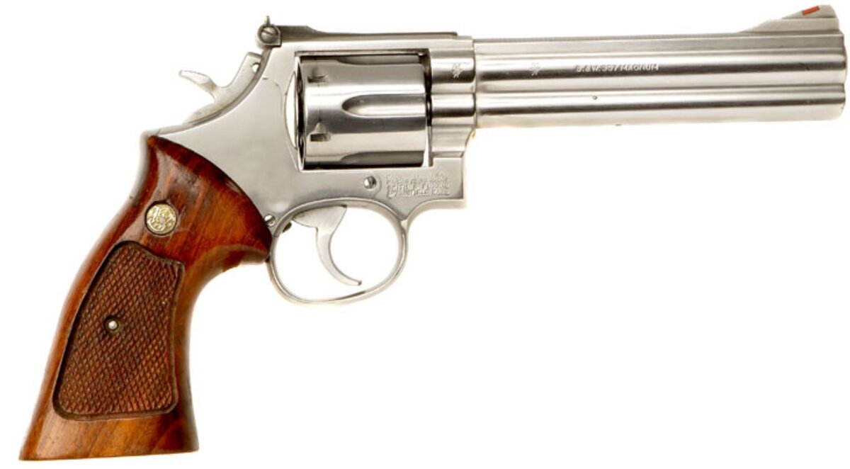 Смитапп. Револьвер Магнум 357. Smith Wesson 357 Magnum. Револьвер Смит-Вессон 686. Револьверы калибра 357 Magnum.