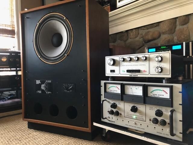 Аудиосистема мечты родом из 70х.