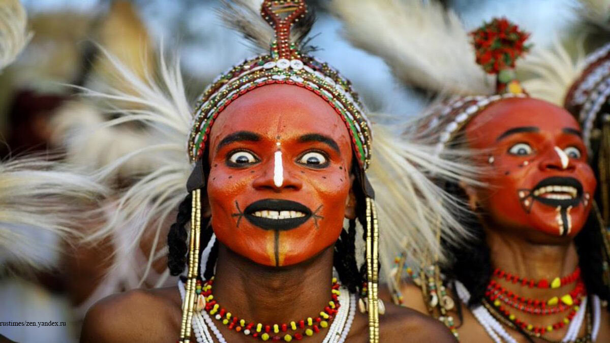 Мужчины  водаабе — такой макияж не каждой женщине под силу 