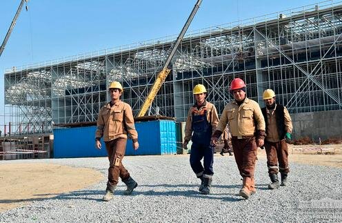  На предприятии "Навоиазот". Фото President.uz