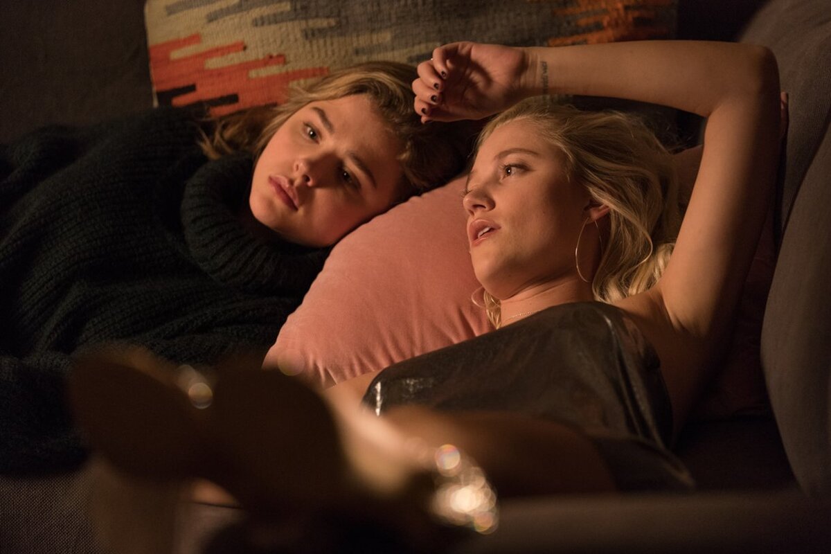 В объятиях лжи 2. Greta 2018 фильм. В объятиях лжи трейлер на русском. В объятиях лжи фильм 2018. Изабель юппер 2019.