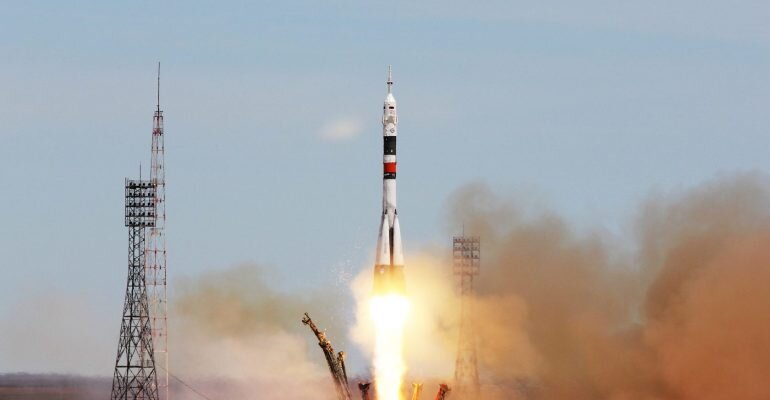 Старт ракеты-носителя Союз 2.1а