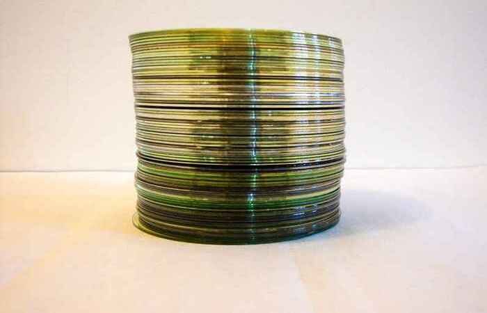 
Количество дисков, удерживаемых на одном пальце.
