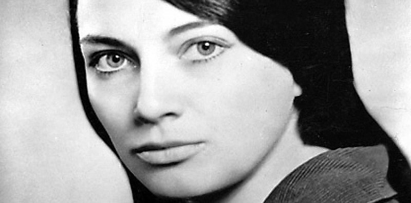 Невена Богданова Коканова е българска актриса, наричана дълги години „първата дама на българското кино“.