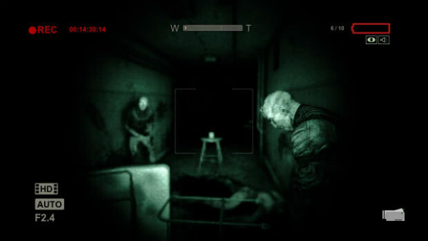 Как пройти в аутласт мужское отделение. Outlast 1 ps4. Можно ли играть в аутласт по сети. Outlast trinity ps4 обложка. Как пройти в аутласт мужское отделение.