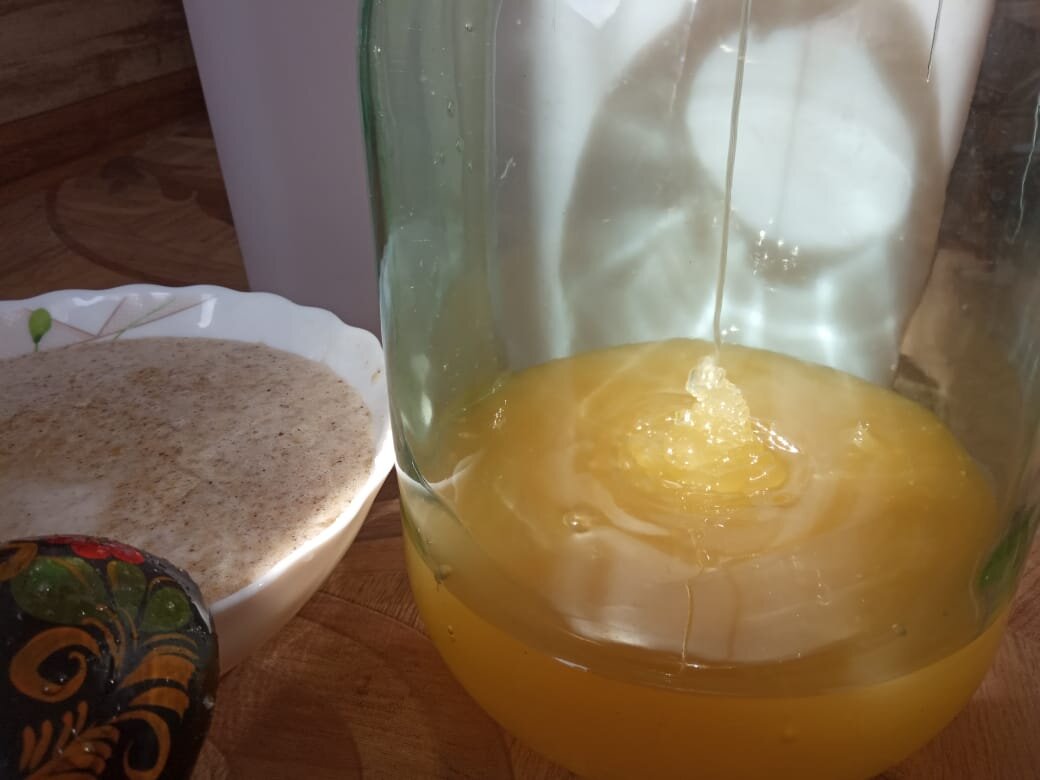 Мед, который ложиться "горкой", самый натуральный мед