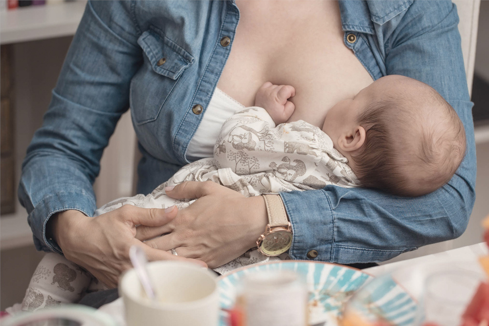 Не существует никакого официального списка продуктов, которые нельзя употреблять во время лактации.