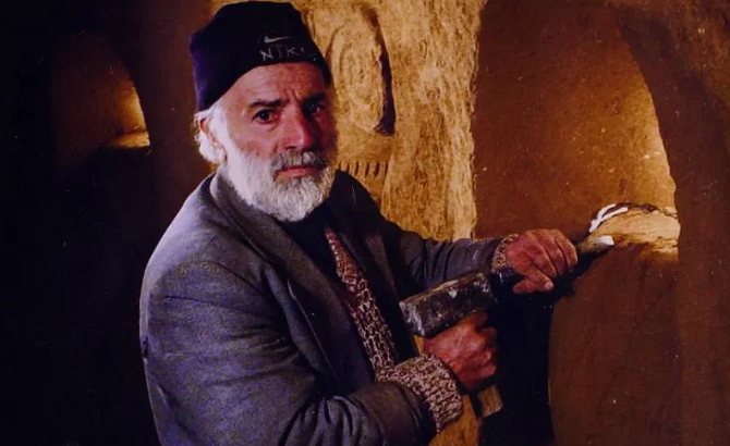 Левон Аракелян