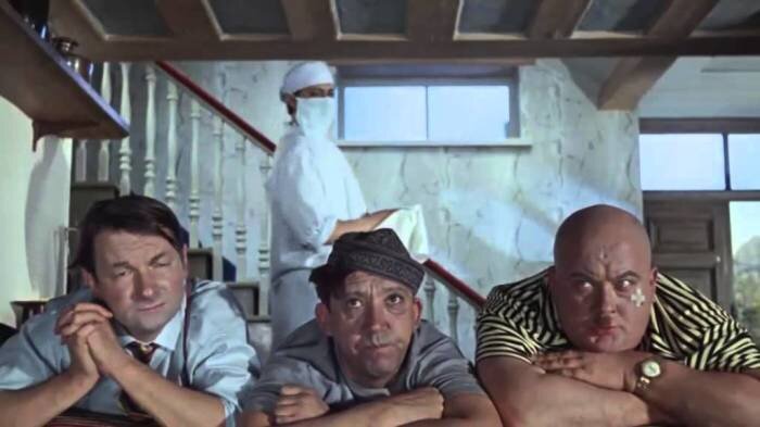 
В попу колоть удобно. |Фото: youtube.com.
