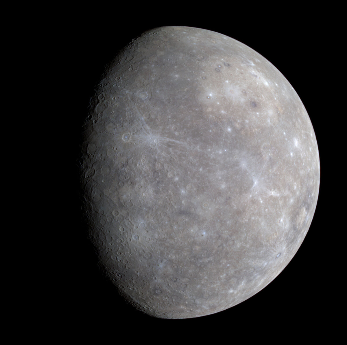 Меркурий — ближайшая к Солнцу планета, чьи транзиты мы можем регулярно  наблюдать (фото nasa.gov)