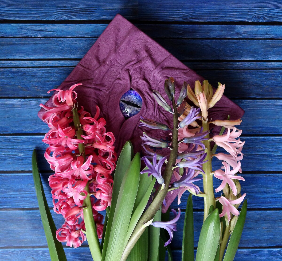 Посмотрим внимательным глазом!))