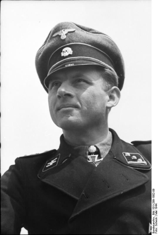 Унтерштурмфюрер СС Михаэль Виттман (Michael Wittmann) 