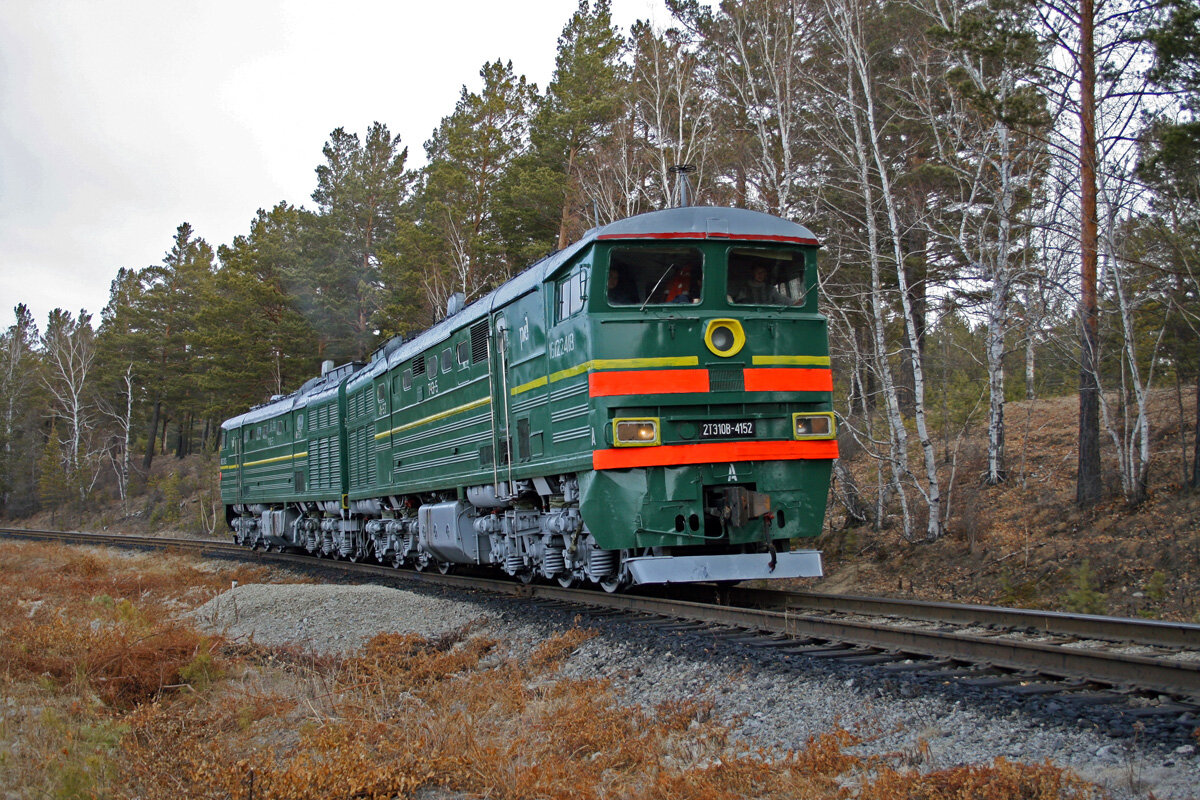 Ускорение тепловоза. Тепловоз 2тэ10в. 2т10л тепловоз. 2тэ10в-4481. 2тэ10в-4118.